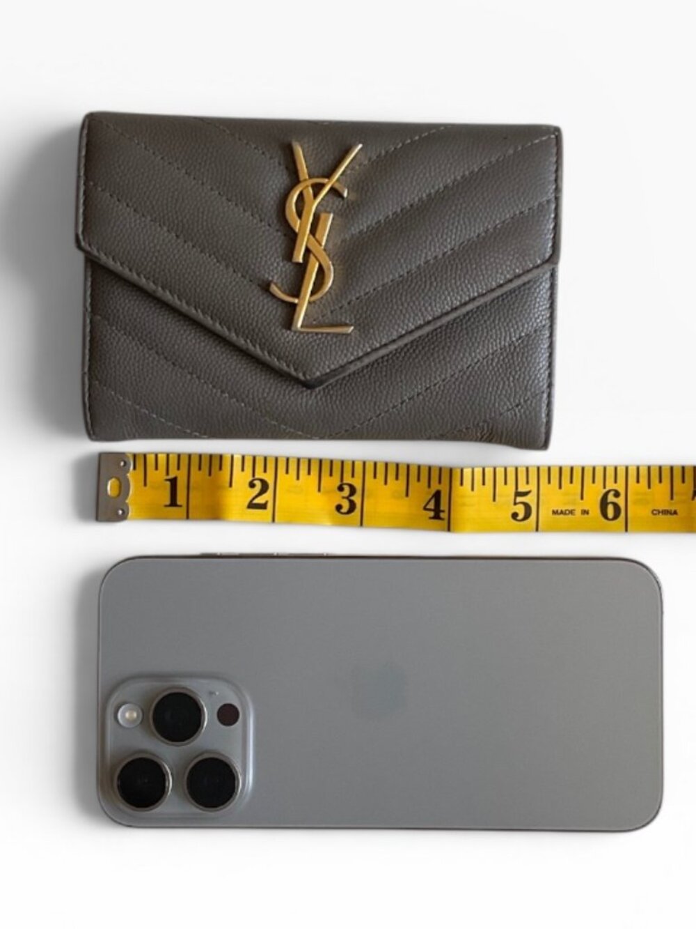 YSL Uptown Compact Wallet Grey Grained Leather - Picture 6 of 13